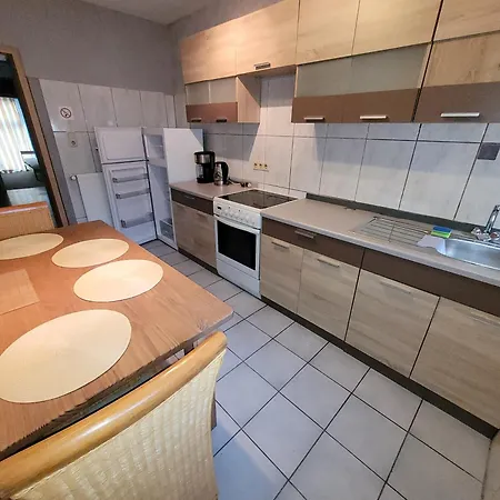 In Castrop-rauxel, Henrichenburg Mit Guter Verkehrsanbindung Castrop-Rauxel