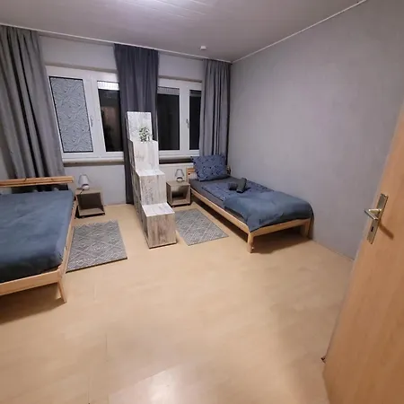 In Castrop-rauxel, Henrichenburg Mit Guter Verkehrsanbindung * Castrop-Rauxel