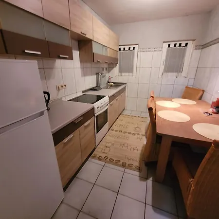 In Castrop-rauxel, Henrichenburg Mit Guter Verkehrsanbindung Lägenhet